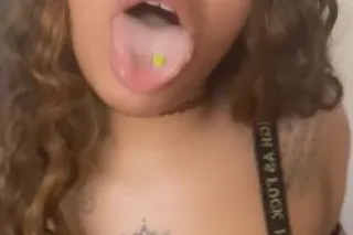 sexy young discreet - 26 - Image 3