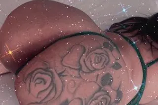 sexy young discreet - Image 8