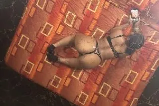 SEXY HOT TEEN READY FOR YOU 😩😅... - Image 1