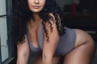 ISLAND VIBE 😍NEW GIRL IN TOWN💕... - Image 4