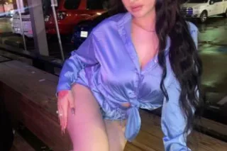 Hey babe lets enjoy our compan... - Image 4