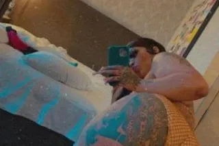 COME SEE ME WHILE IM HERE LIMI... - Image 1