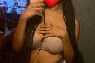 NEW TO TOWN - 20 - Image 3