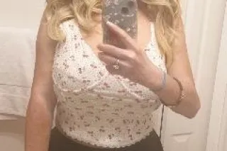 Blonde Bombshell from the South - Image 7