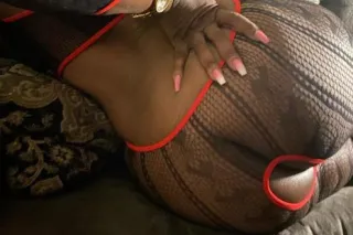 Jamaican Queen 👑 Looking to Vi... - Image 2