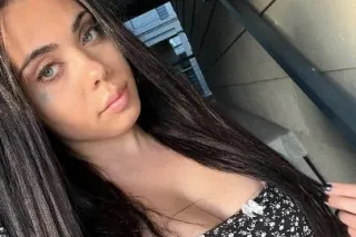 Sexy young latina - 22 - Image 3