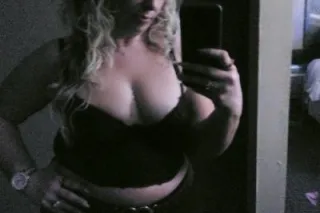 Lets Get Nasty !!!New Phone an... - Image 1