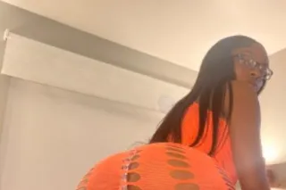 TEETEE IS HERE💙 100lbs VERY PE... - Image 4