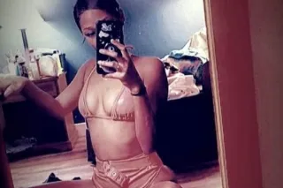 New Pretty & Petite Playmate (... - Image 2