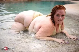 BBW PORN STAR JULIE GINGER 72"... - Image 1