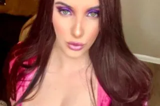 Visiting RedHead Beauty - Image 7