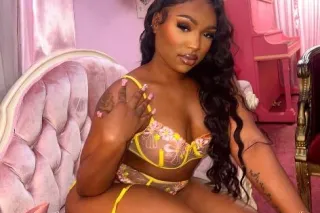 Ready to please you baby come ... - Image 2