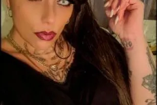 Its me Naughty Nadia - Image 9