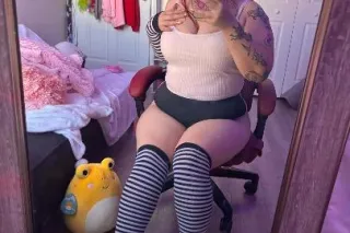 THICK & NERDY June awaits you 🥺💘 - Image 8