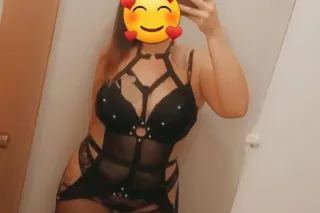 Jessica 🐇SEXY PAWG🍍 late arrival - Image 1