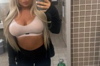 Your blonde next door - Image 7