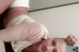 come play with me - Image 1