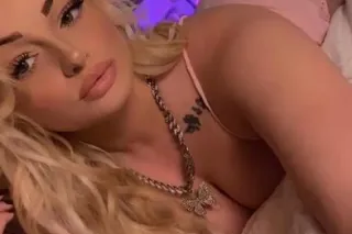 Sweet and Sensual Chanel😍 - Image 6