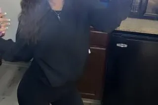 INCALL& OUT 🤭 Good Energy, PETITELatina 🥰🙂😌facetime shows😍 - Image 7