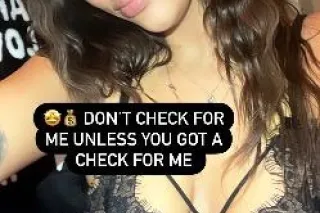 INCALL& OUT 🤭 Good Energy, PETITELatina 🥰🙂😌facetime shows😍 - Image 1