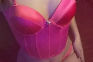 2 is better than 1 ! white girl special 😍😍 - Image 4