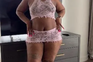 FRESH PICS BIG BOOTY STALLION ... - Image 2