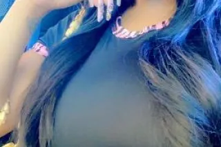 your FAVORITE party girl is here - Image 5