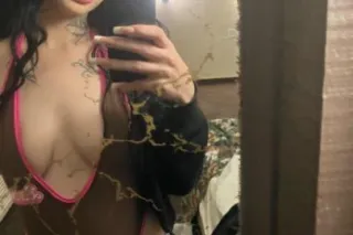 favortie snow bunny - 24 - Image 1