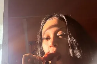 Come See Me for (ONE FREE DANCE) 🤩 ENTERTAINER ONLY! - Image 5