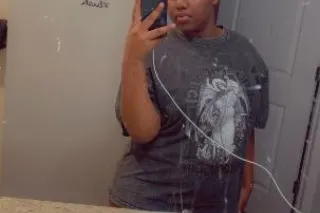 Big tittes - 19 - Image 1