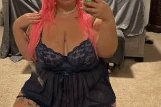 Chyna Dior🩷 With The Wets 💦 Gu... - Image 2