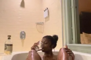 Sexy big booty chocolate in to... - Image 1