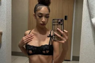 Star⭐ Pretty petite spinner 💞 ... - Image 1