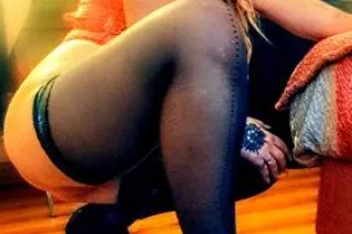 WET, TIGHT AND RIGHT - Image 8