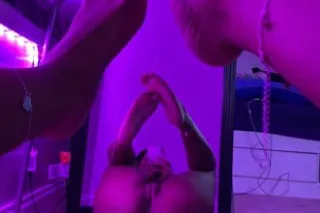 💦🥰2 girl come see us🥰💦 - 22 - Image 1