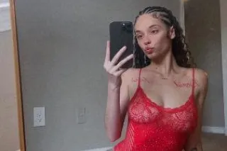 Pretty 😍❤ With Pretty Feet 🦶Co... - Image 2