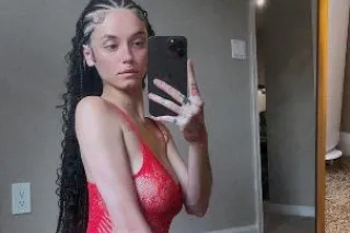 Pretty 😍❤ With Pretty Feet 🦶Co... - Image 3