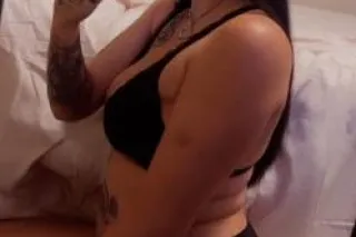 sexy snowbunny OUTCALL AVAILABILITY - Image 7