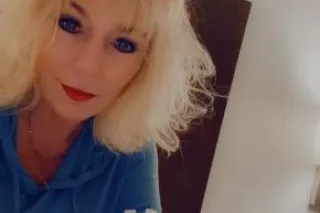 SAPHIRE HERE YOUR FAVORITE GEM... - Image 1