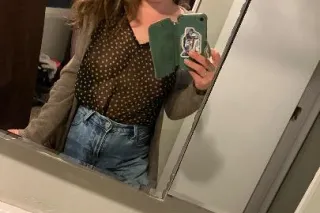 Sweet Sexy Vixen waiting for y... - Image 1