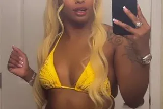 IN THE AREA NEAR YOU WAITING P... - Image 2