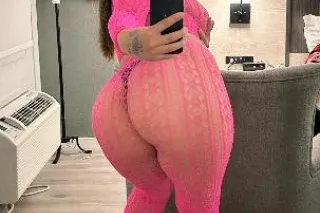 NEW BABES IN THE AREA 💕😘 COME ... - Image 1