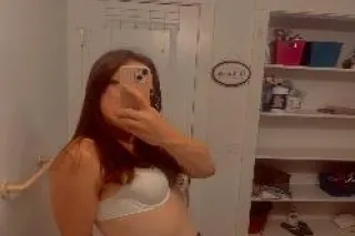 cum to me and fill ;) sexy wai... - Image 1