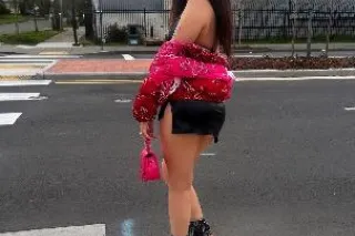 Petite Latina looking for some... - Image 1