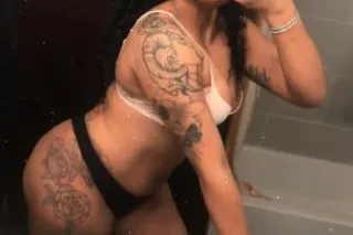 Sexy Thick Red Bone - Image 11