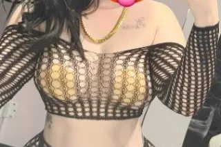 latina bella - Image 6