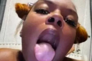 😝😋CARMEL CUTIE😝😋 🤑!!SPECIALS!!... - Image 3