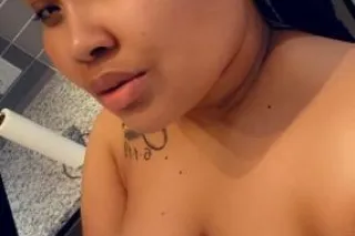 Come enjoy Ms Honey While Im In Town For A LITTLE WHILE - Image 12