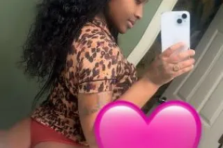 new in town 😋💍 - 25 - Image 1