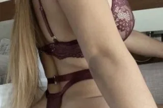 colombiana caliente Disponible... - Image 1